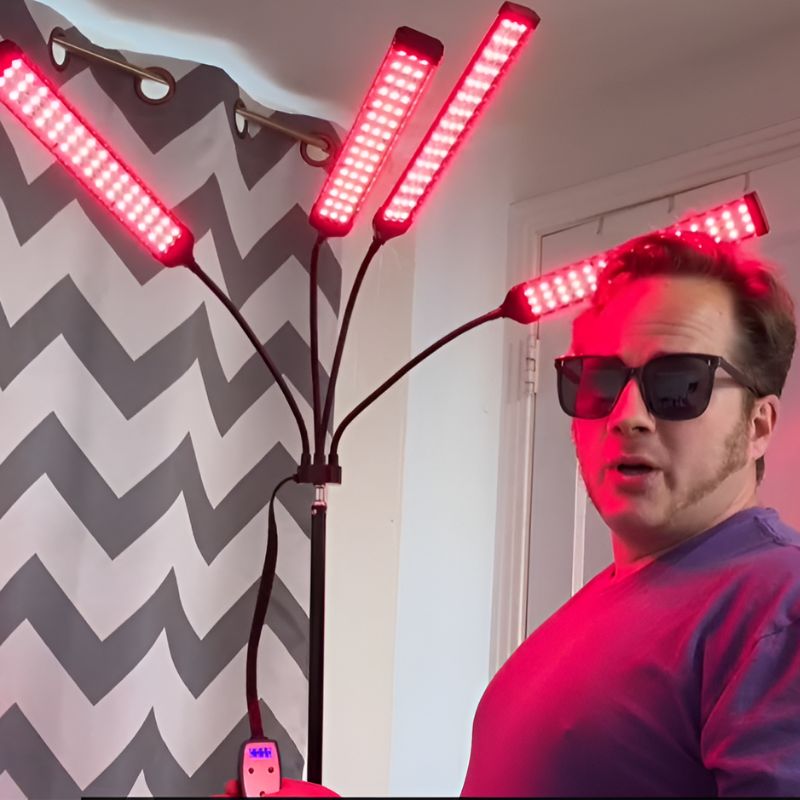 Infravörös és vörösfény-terápiás lámpa négy állítható fejjel
