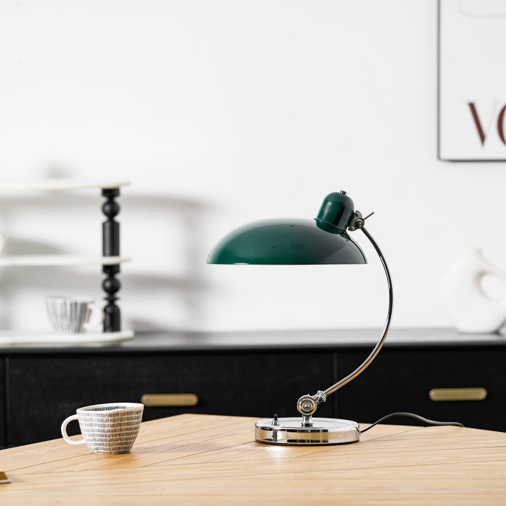 Candeeiro de Mesa Retro Curve — Silhueta Arqueada