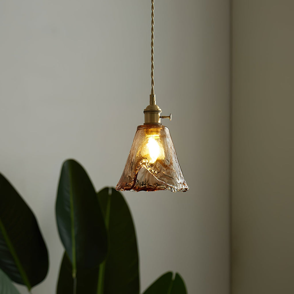 Amberlyn vintage-pendellampe i ravfarvet glas — E26-fatning, dæmpbar