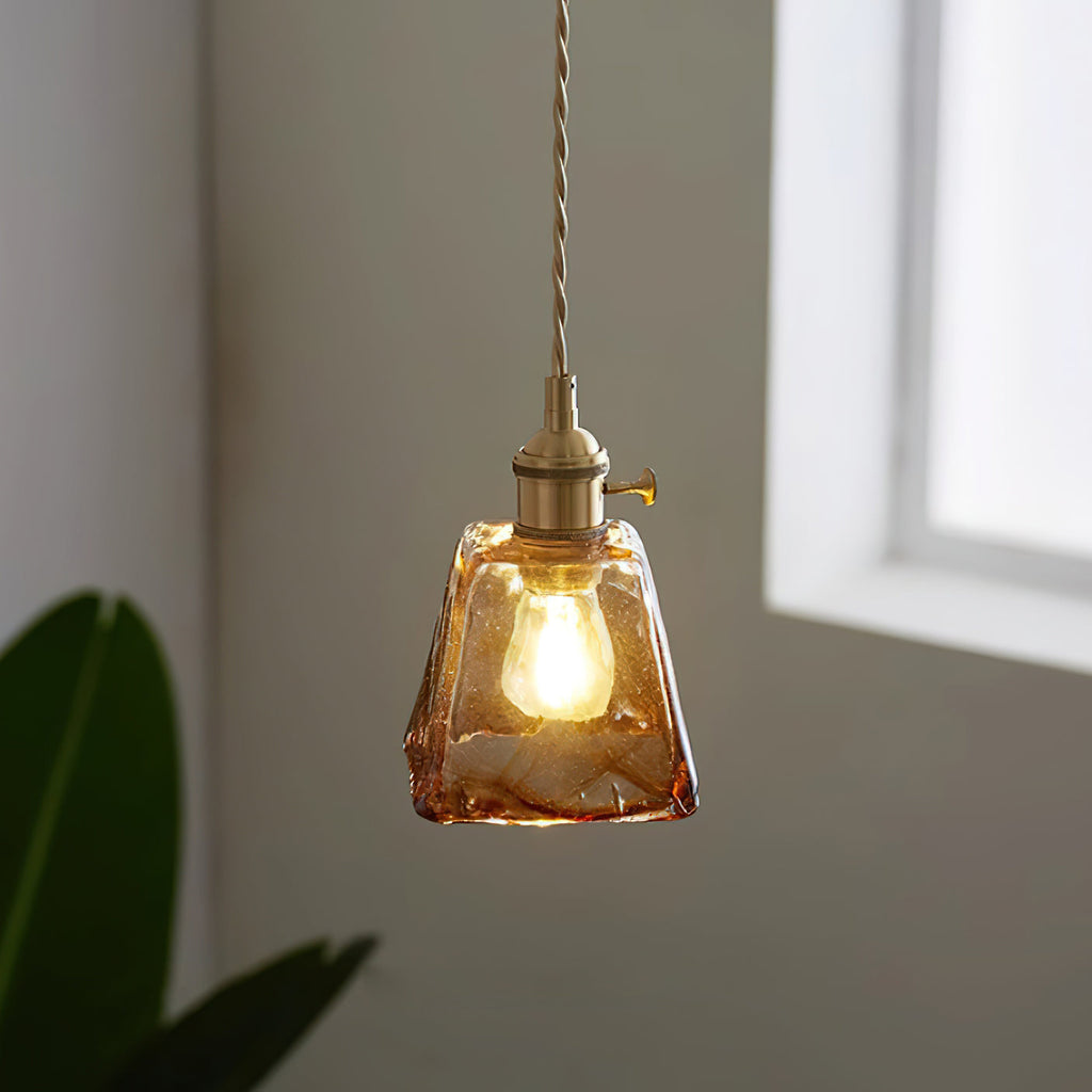 Amberlyn vintage-pendellampe i ravfarvet glas — E26-fatning, dæmpbar