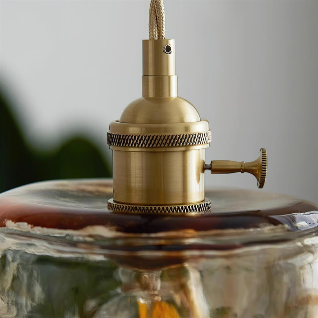 Amberlyn vintage-pendellampe i ravfarvet glas — E26-fatning, dæmpbar