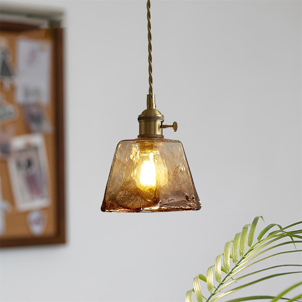 Amberlyn vintage-pendellampe i ravfarvet glas — E26-fatning, dæmpbar