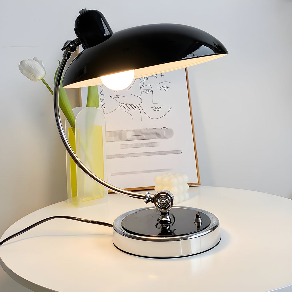 Candeeiro de Mesa Retro Curve — Silhueta Arqueada