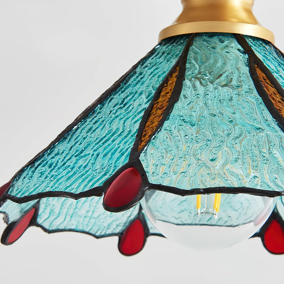Plafoniera Civelle — Paralume in vetro colorato in stile Tiffany