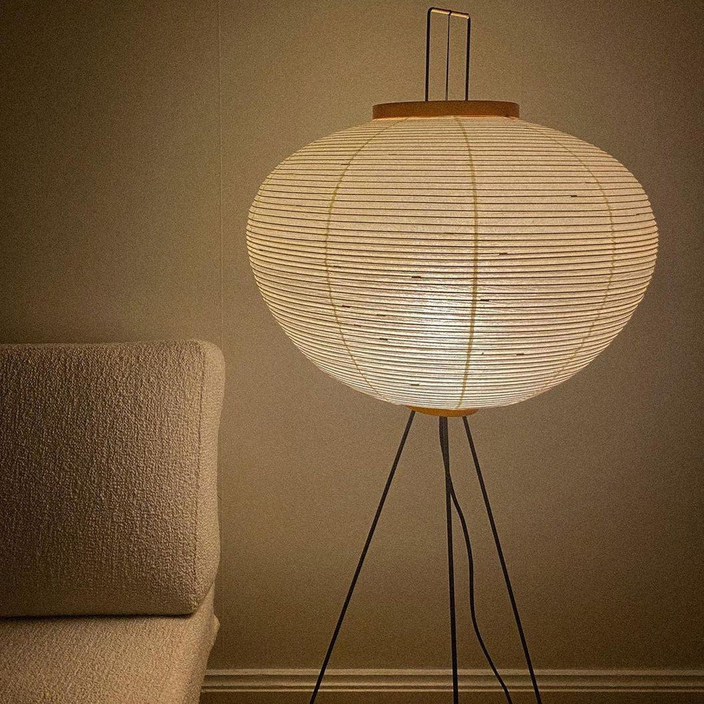 NovaLume Rispapir Gulvlampe Minimalistisk Design Tidløs Varme
