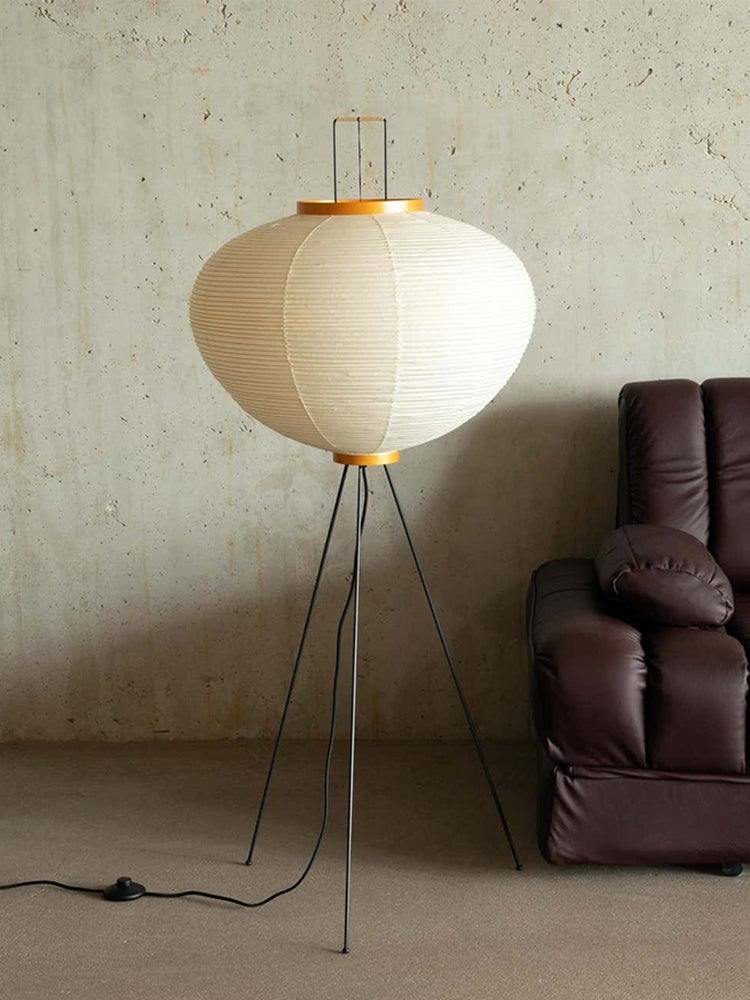 Traditionel gulvlampe i rispapir
