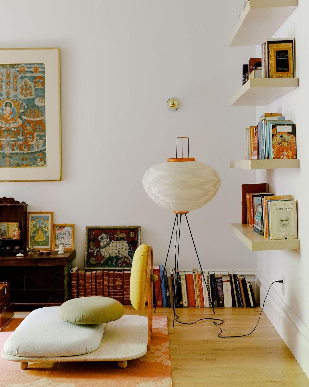 Traditionel gulvlampe i rispapir
