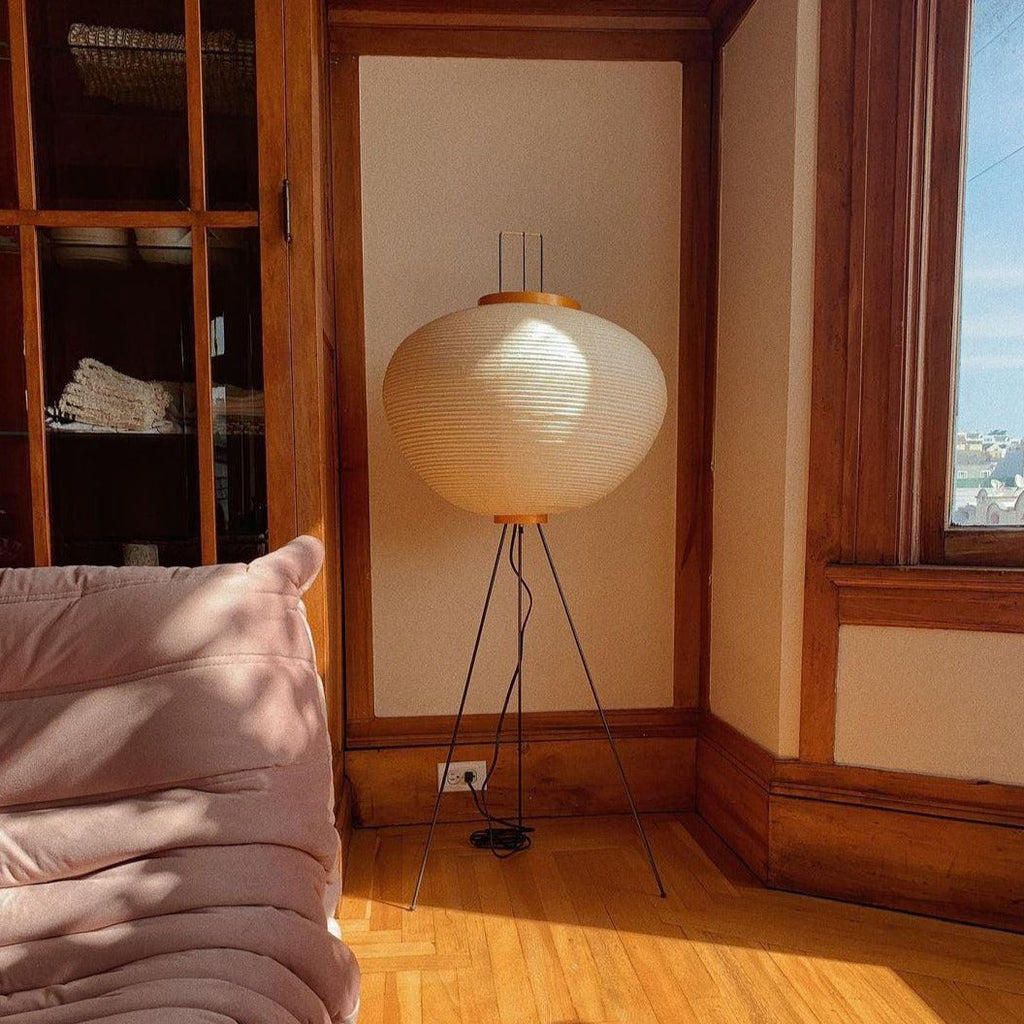 NovaLume Rispapir Gulvlampe Minimalistisk Design Tidløs Varme