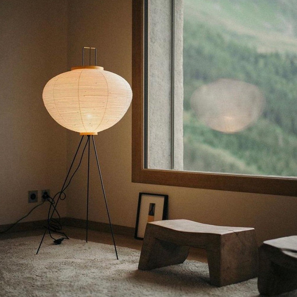 NovaLume Rispapir Gulvlampe Minimalistisk Design Tidløs Varme