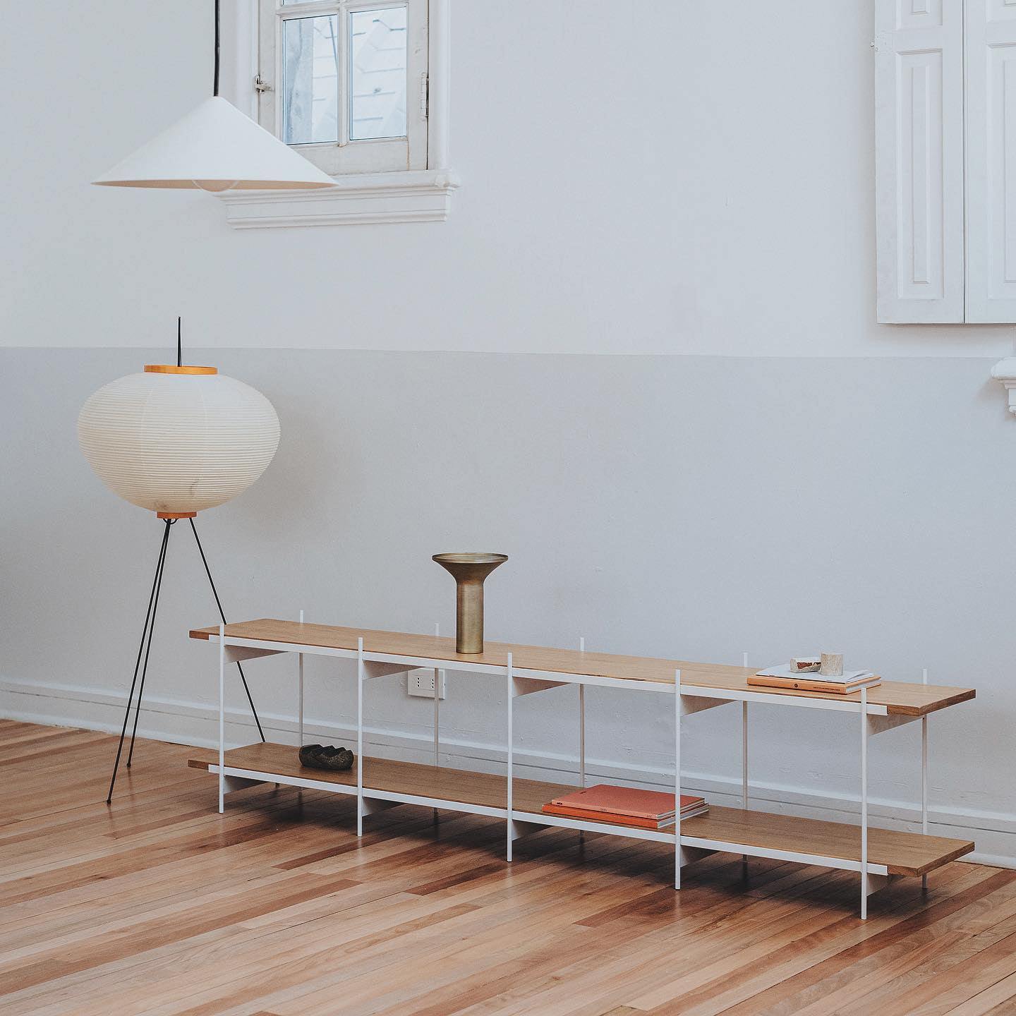 Traditionel gulvlampe i rispapir