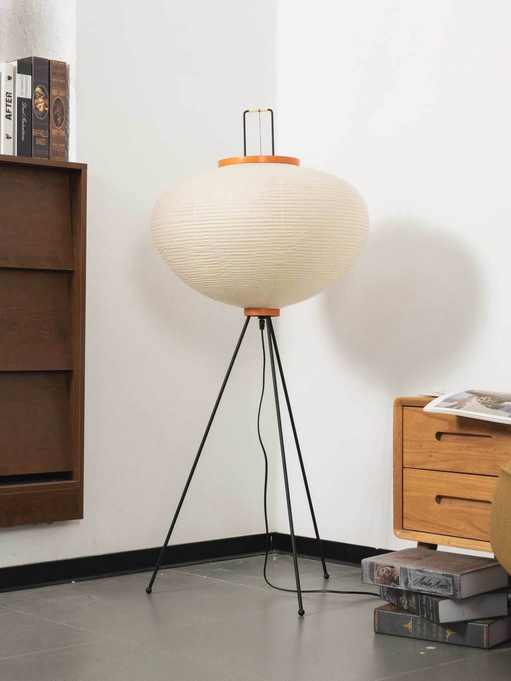 Traditionel gulvlampe i rispapir