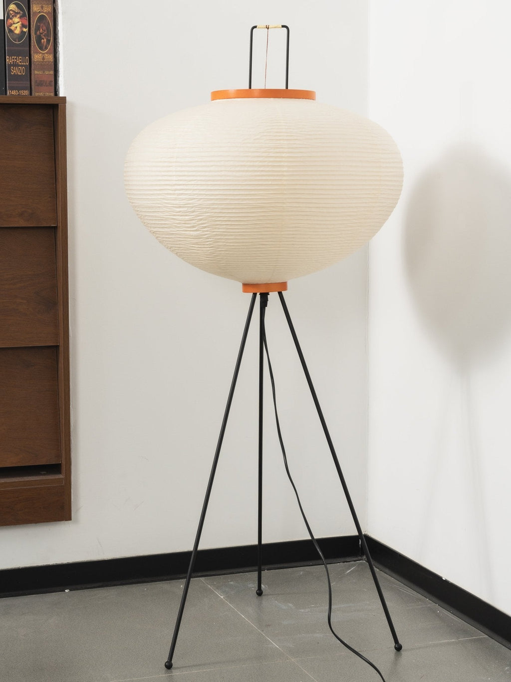 Traditionel gulvlampe i rispapir
