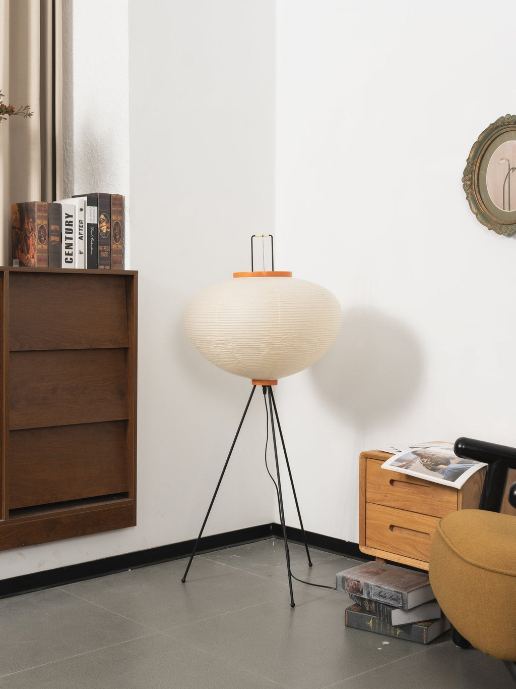 Traditionel gulvlampe i rispapir