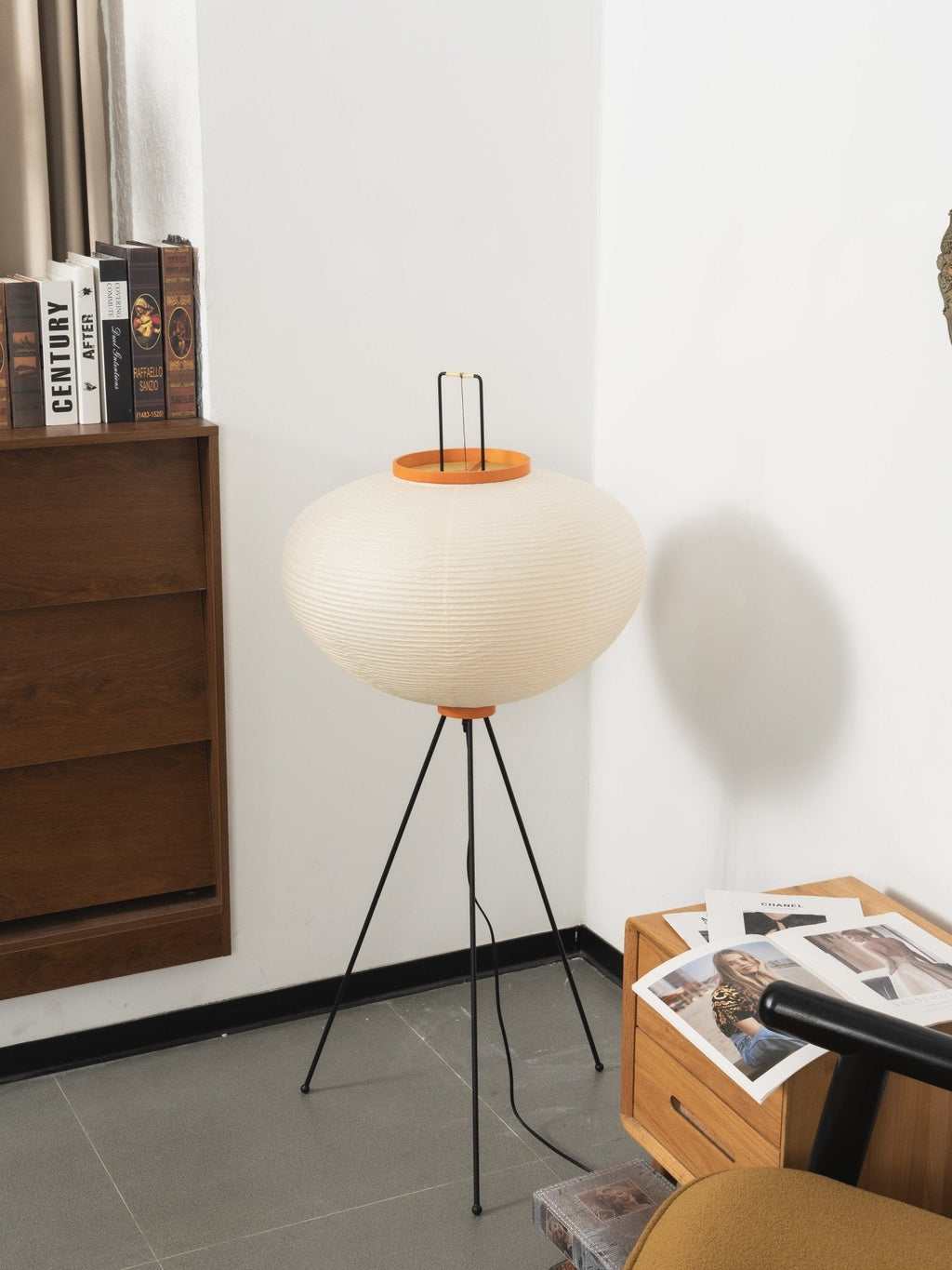 Traditionel gulvlampe i rispapir