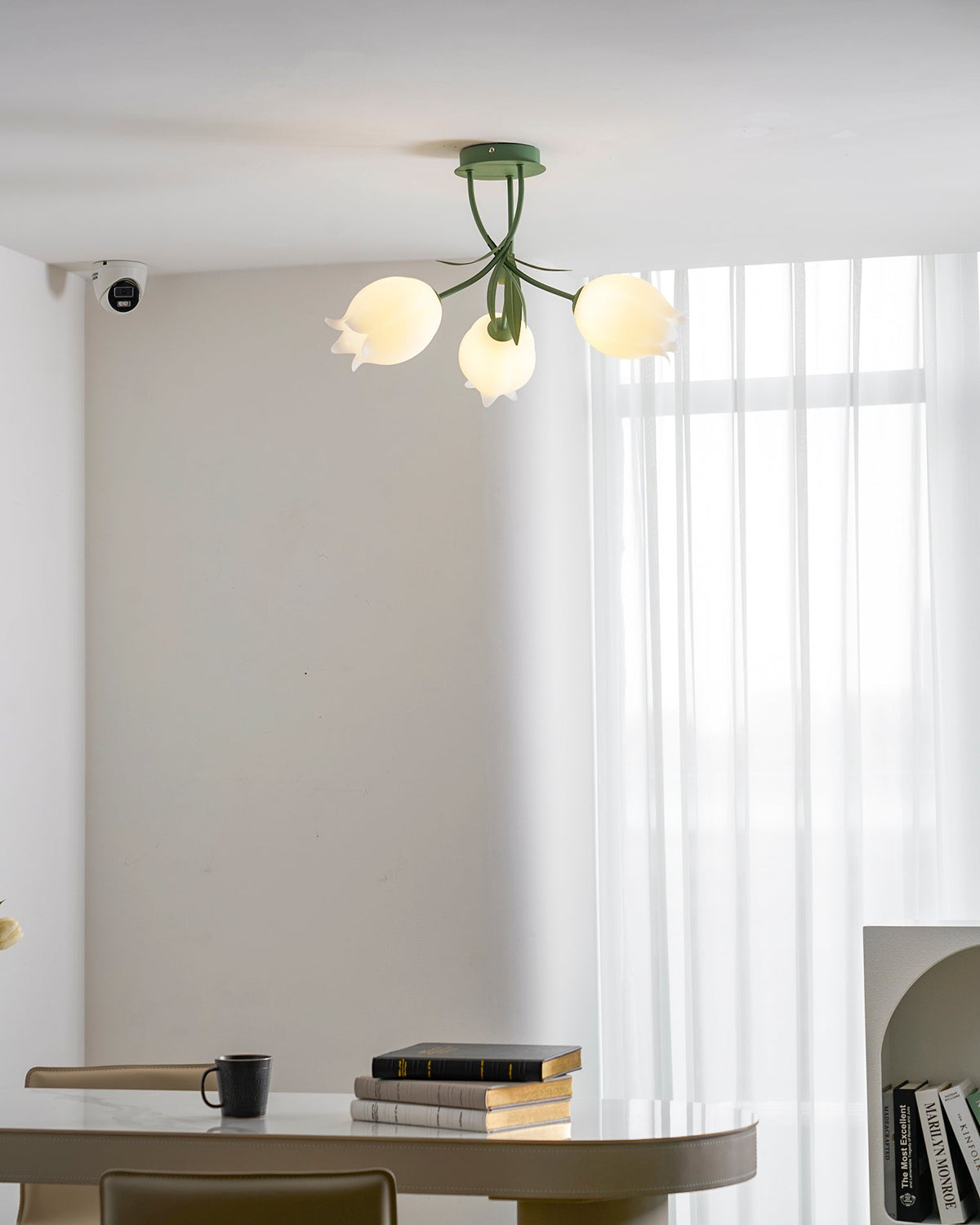 Ricko VKL-1007 Lily Flower Ceiling Light