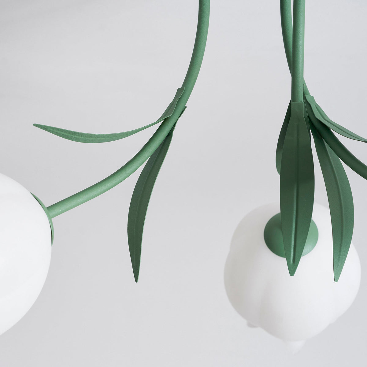 Ricko VKL-1007 Lily Flower Ceiling Light