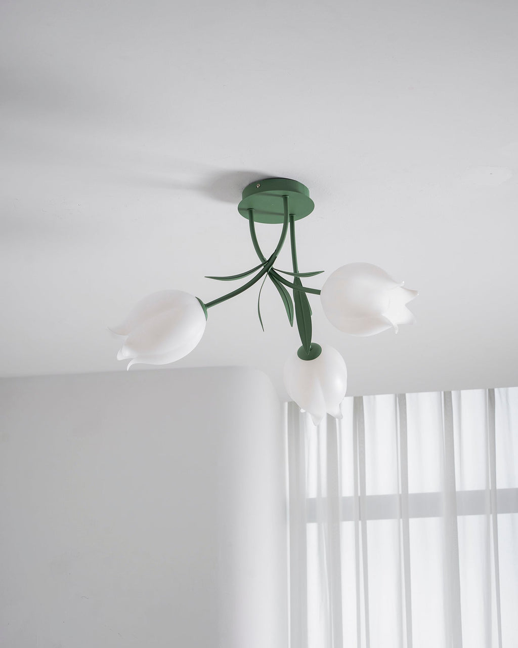 Ricko VKL-1007 Lily Flower Ceiling Light