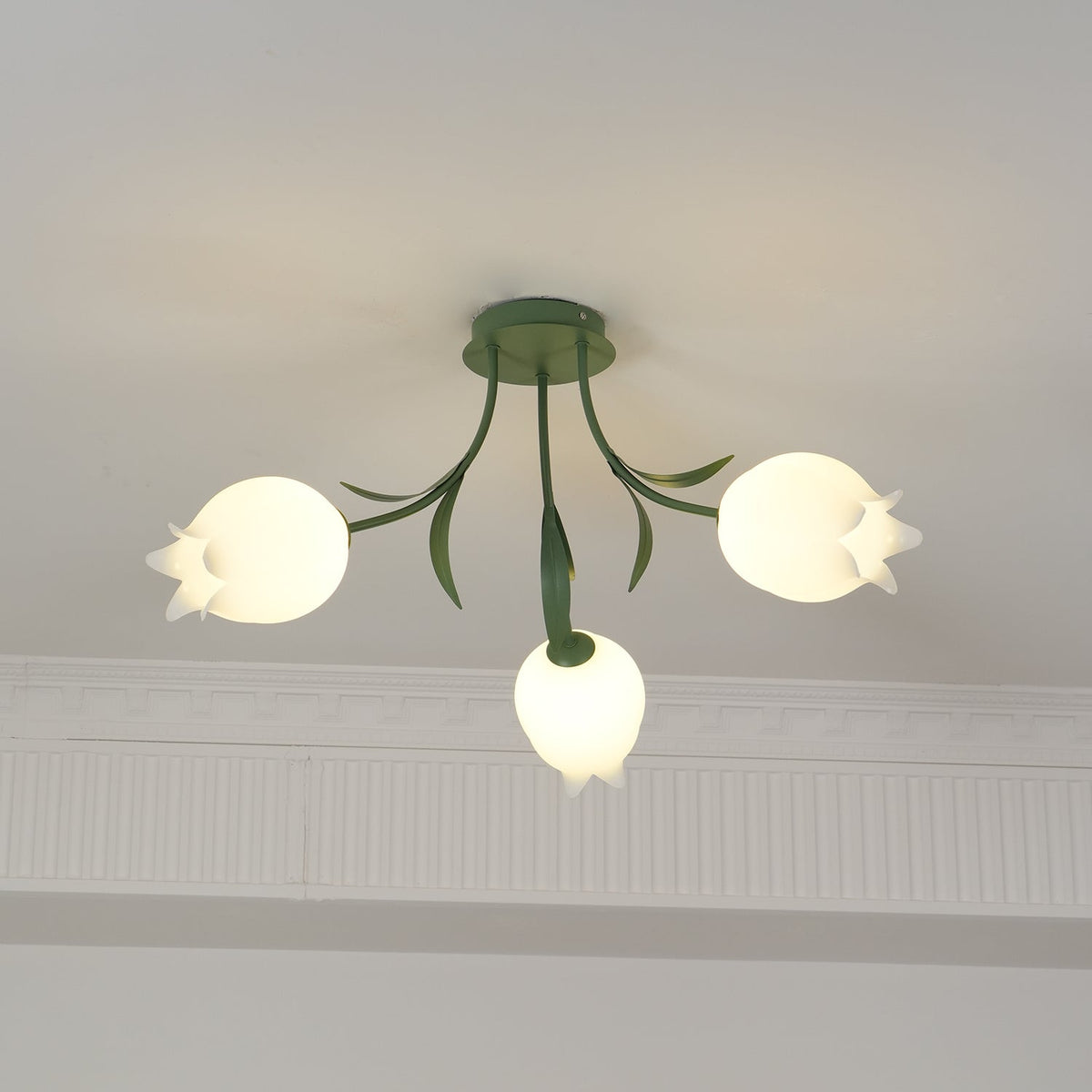 Ricko VKL-1007 Lily Flower Ceiling Light