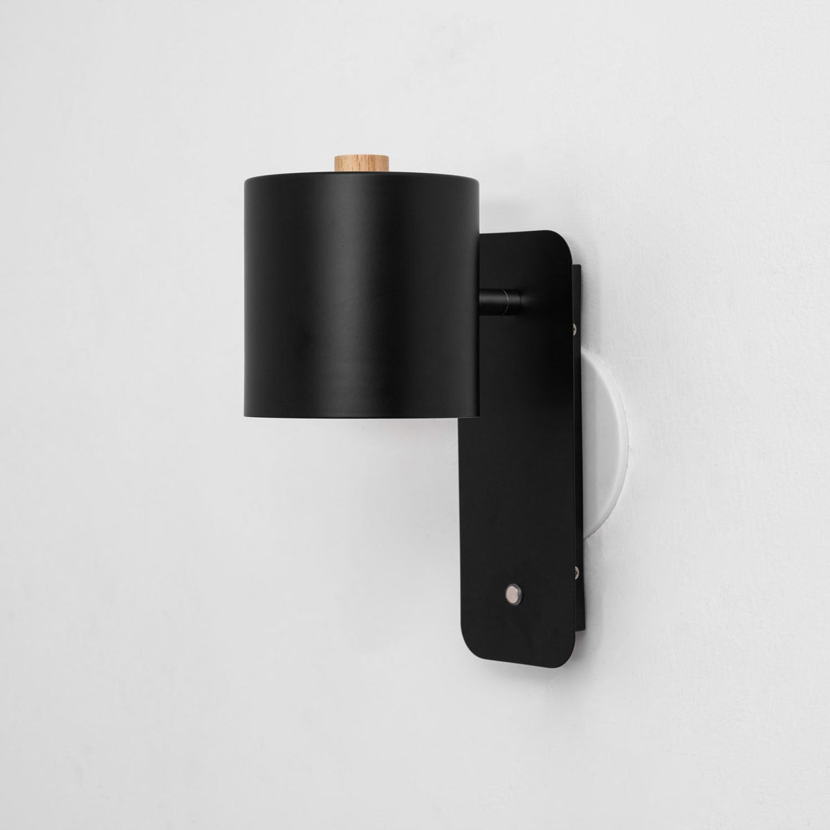 Drejelig cylindrisk væglampe — USB-C-genopladelig, 350° rotation, berøringsdæmpning