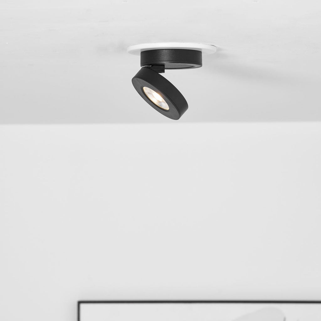 مصباح LED دائري موجه للأسفل — دوران 355°، زاوية قابلة للتعديل بمقدار 90°