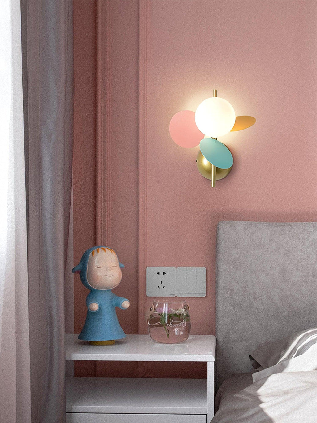 Lampada da parete rotonda dal design a macaron