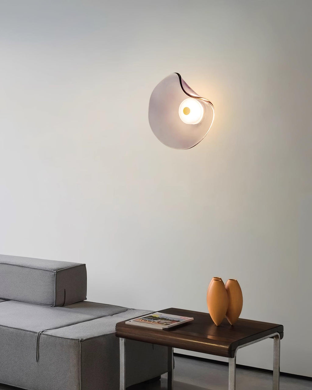 Lámpara de pared de vidrio ámbar Lunara — Diámetro de 25cm, LED integrado, apta para lugares húmedos