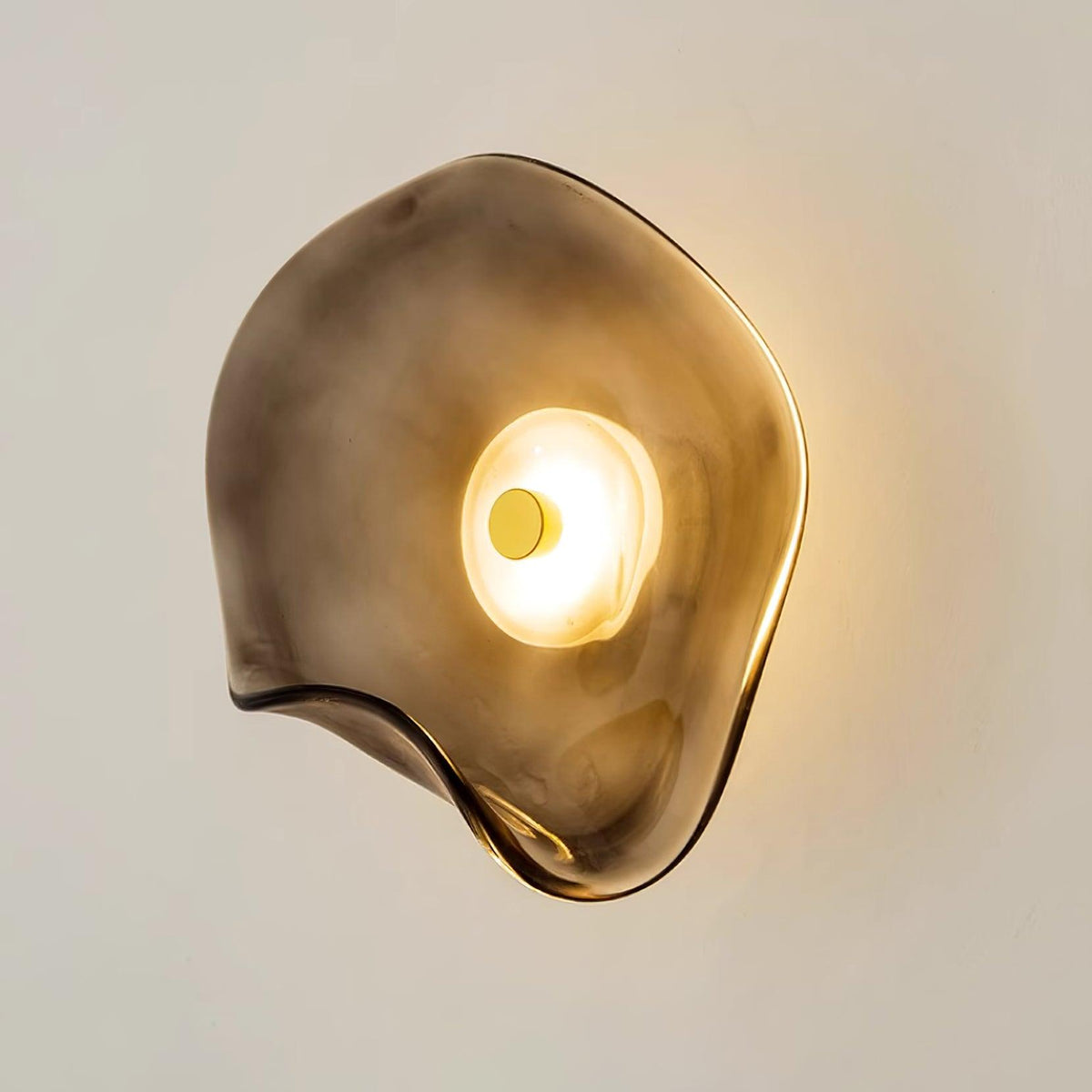 Lámpara de pared de vidrio ámbar Lunara — Diámetro de 25cm, LED integrado, apta para lugares húmedos