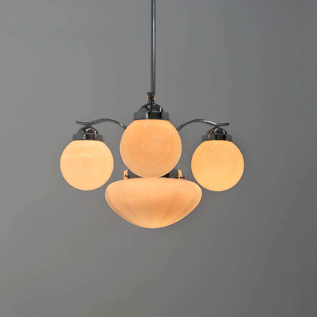 Lustr Ryttenberg — design s bílými skleněnými koulemi, chromové provedení