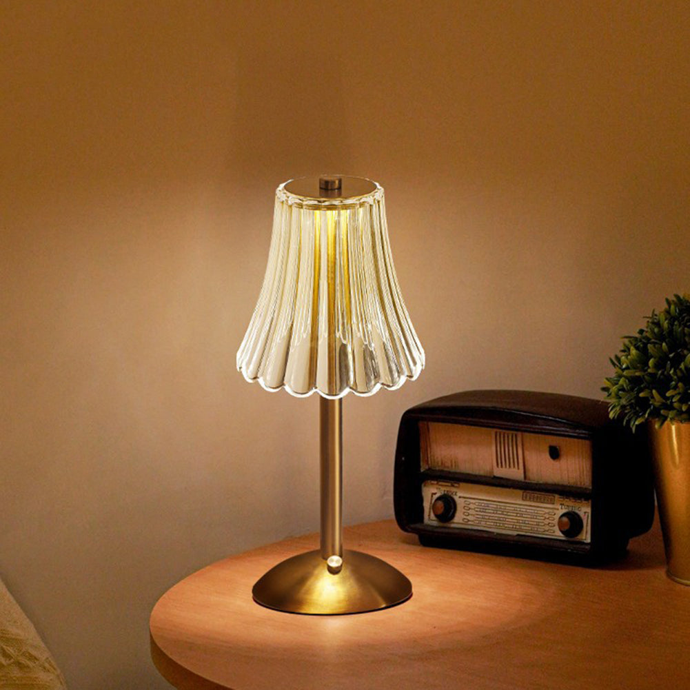 Liora | Vintage-Style Gold Crystal Table Lamp | Orntli