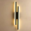Lámpara de pared LED NovaArc con tres modos de color y regulable para dormitorios