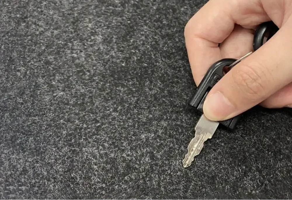 Marcus Herní Doplňky Plstěná Podložka pod Myš – Velká Protiskluzová Podložka na Stůl a Ochrana Klávesnice