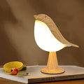 Houten Tafellamp Met Kleurrijk Vogeltje En Warme LED-Gloed