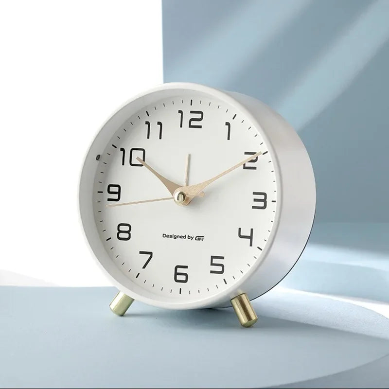 Nordik Buzlu Metal Dijital Sessiz Tasarımlı Alarm Saati
