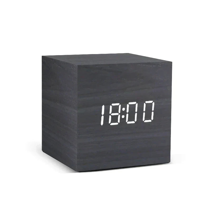 TempTune – Reloj despertador de madera con LED y pantalla de temperatura