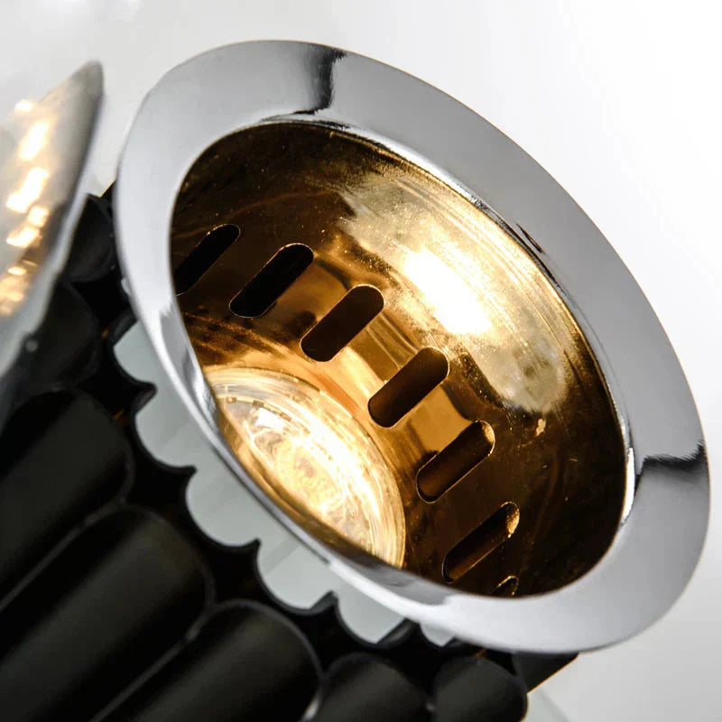 Koleksi Lampu Meja Luca