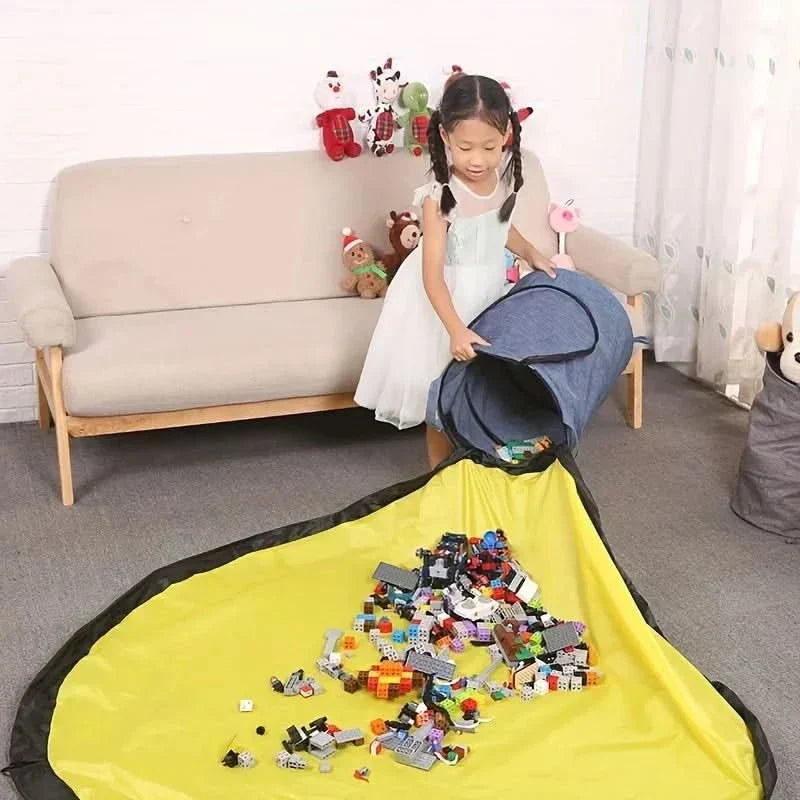 Cassettiera portagiochi con tappeto gioco removibile per camerette dei bambini