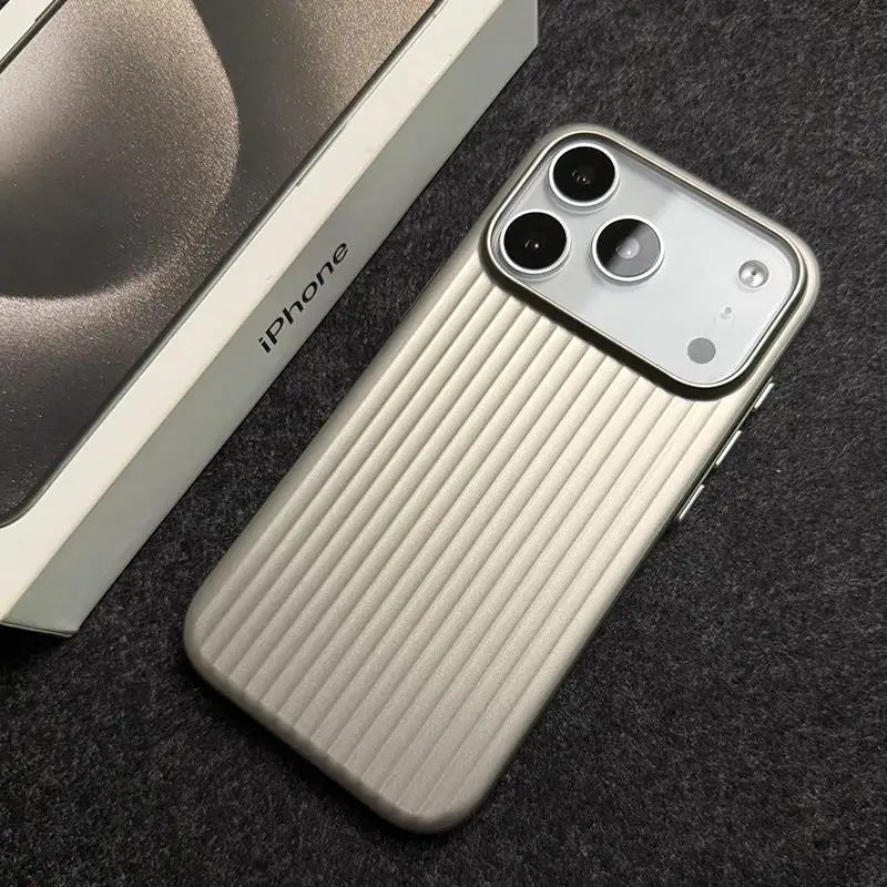 Magnetické pouzdro Titanium Style s ochranou proti otiskům prstů