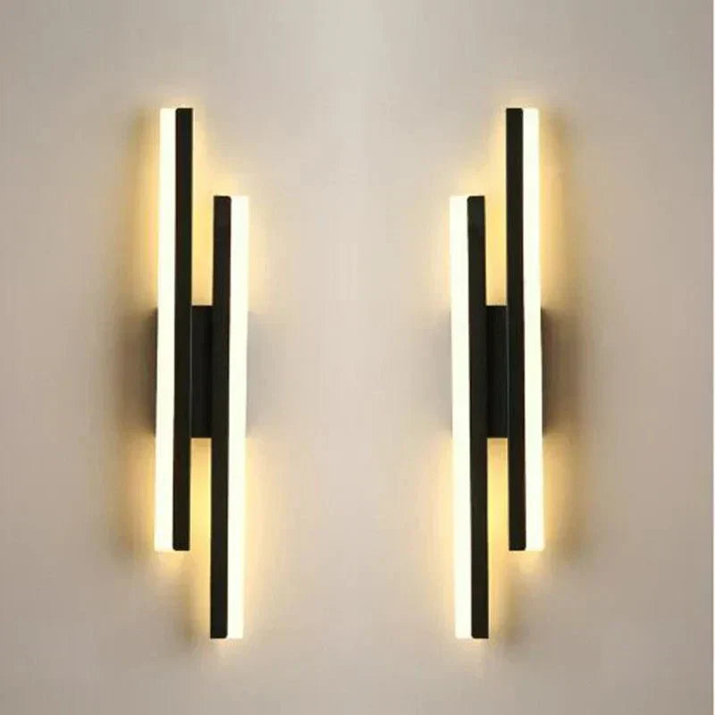 Lámpara de pared LED NovaArc con tres modos de color y regulable para dormitorios
