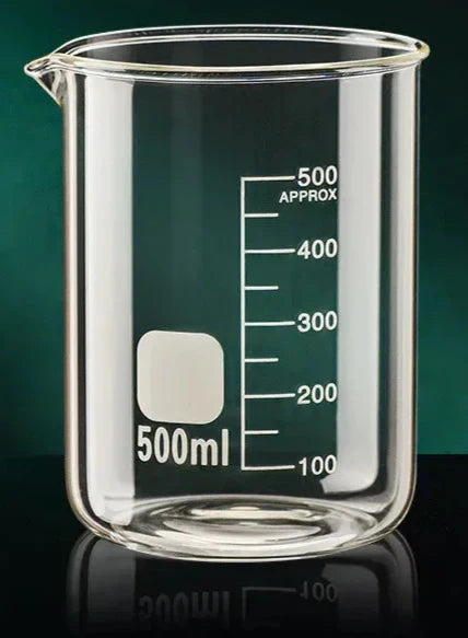 クララ ガラス計量カップ – キッチンでの精密作業用耐熱ホウケイ酸ビーカー
