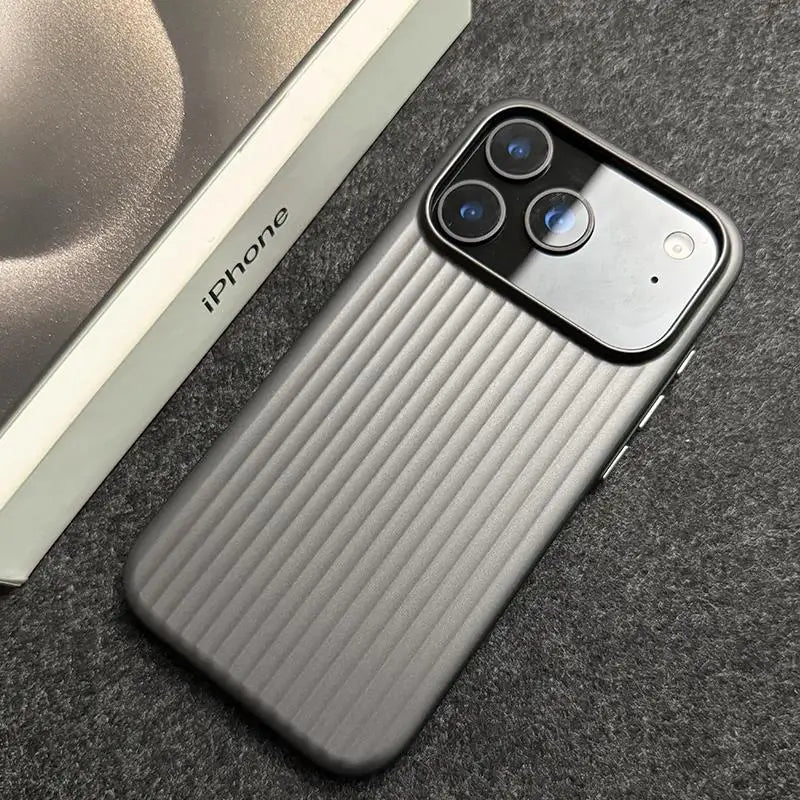Magnetické pouzdro Titanium Style s ochranou proti otiskům prstů