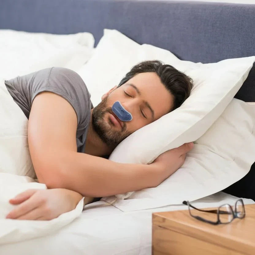 Kompakt CPAP-enhet for snorking og søvnapné