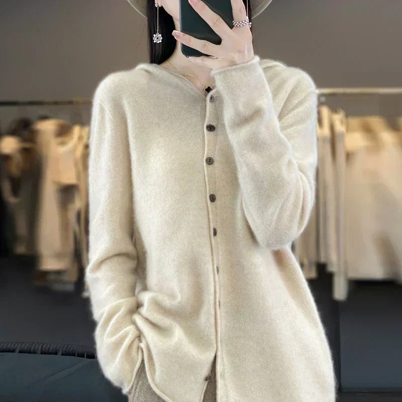 Cardigan Aurelin in lana merino extrafine per vestirsi a strati in inverno