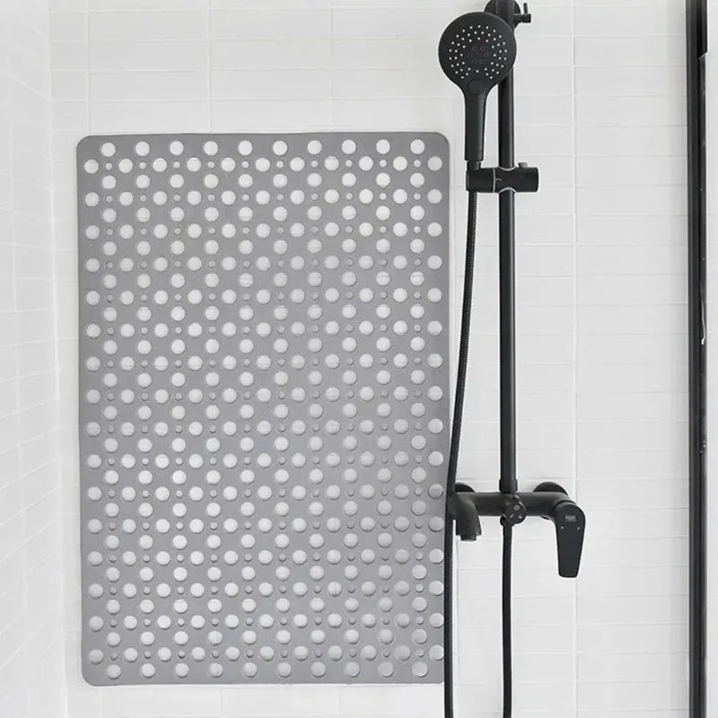 Bathroom Mat with Efficient Water Drainage and Strong Hold
