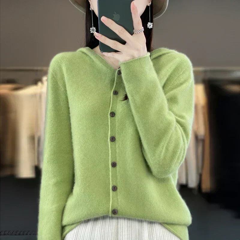 Cardigan Aurelin in lana merino extrafine per vestirsi a strati in inverno
