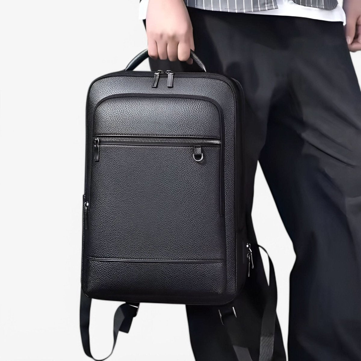 Zaino elegante in pelle con porta USB per laptop da 15.6 pollici, unisex