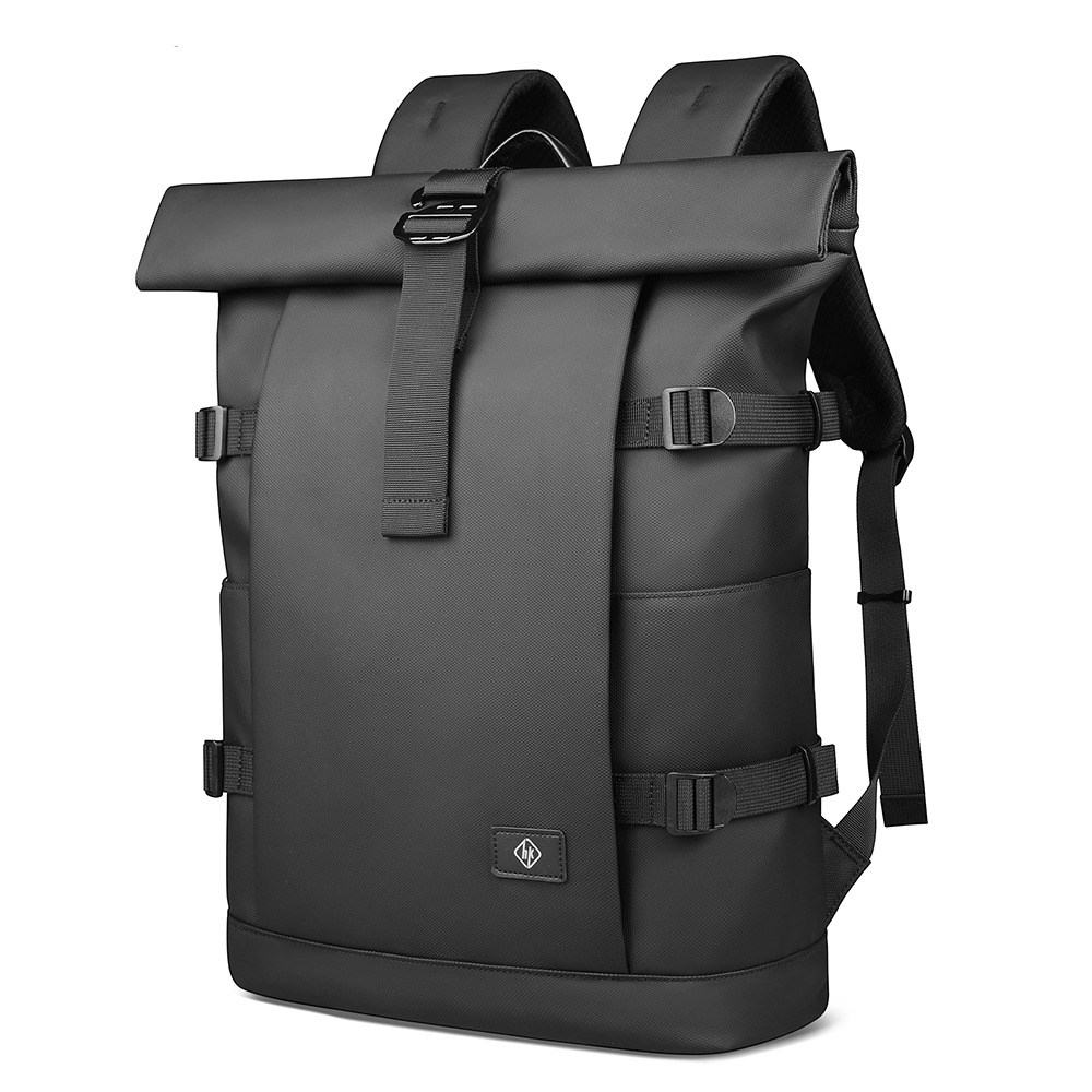 Mochila versátil y expandible TrailFlex con compartimento para portátil para aventureros
