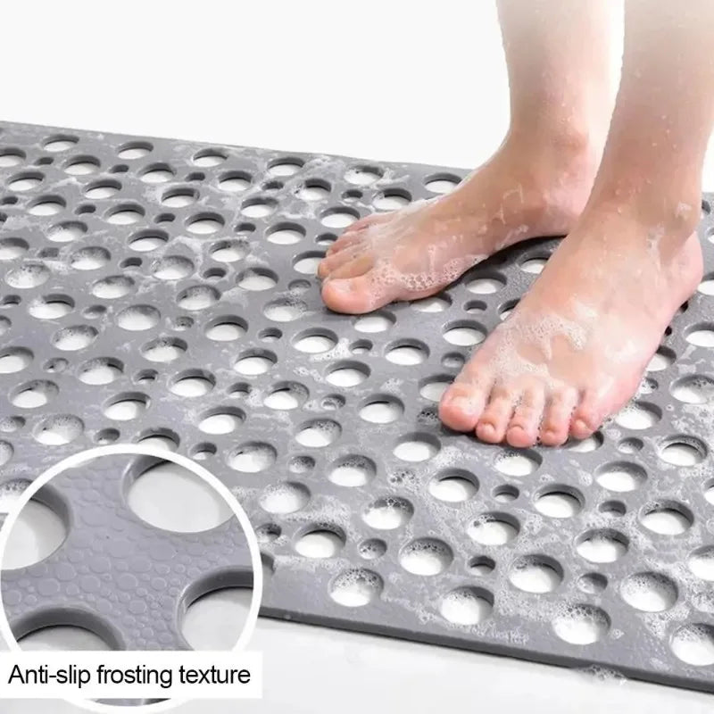 Bathroom Mat with Efficient Water Drainage and Strong Hold