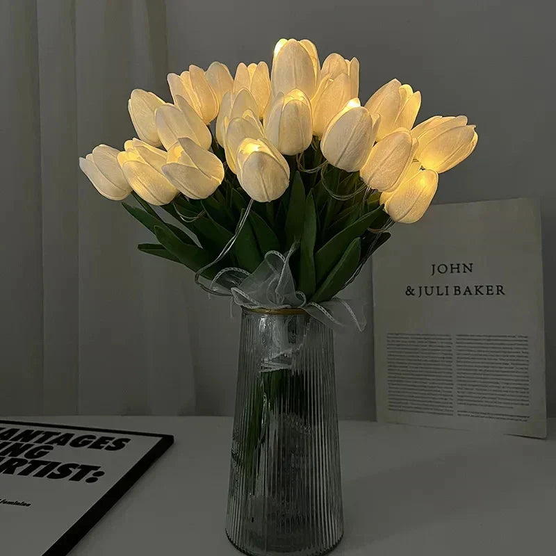 Tulipglow - Lampada notturna a LED portatile a forma di tulipano