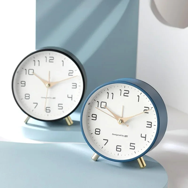 Nordik Buzlu Metal Dijital Sessiz Tasarımlı Alarm Saati