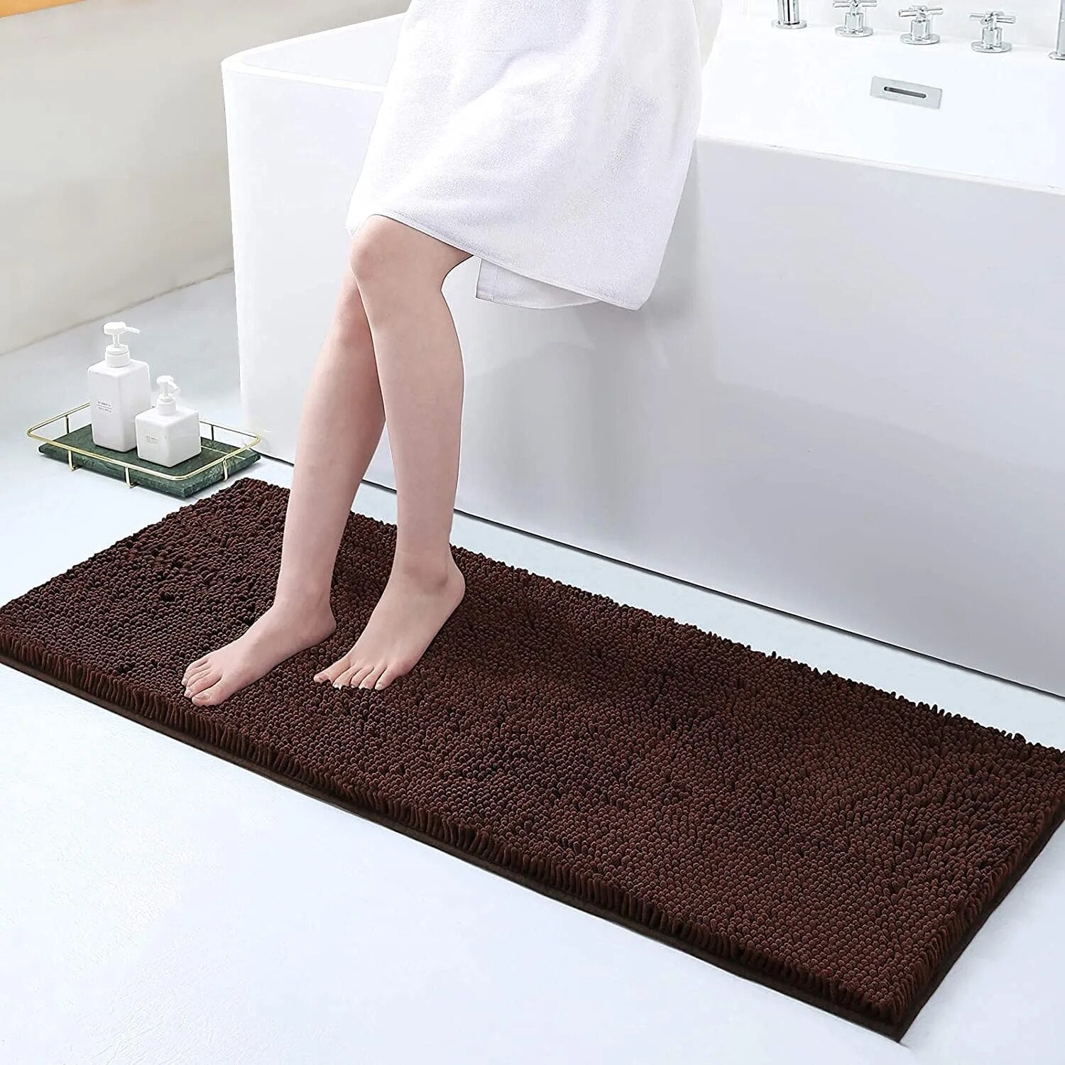 Thick Non-Slip Bath Mat – Soft, Absorbent Bathroom Rug for Safety and Comfort